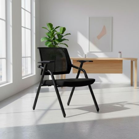 Poltrona per ufficio CR552H in pvc colore nero con base cromata